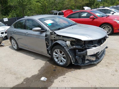 CHRYSLER 200 2015