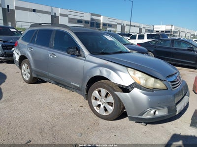 SUBARU OUTBACK 2011