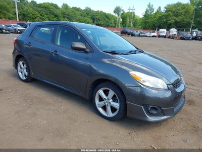 TOYOTA MATRIX 2010