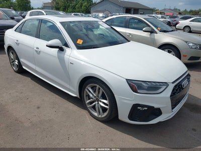 AUDI A4 2022