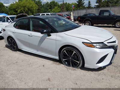 TOYOTA CAMRY 2019