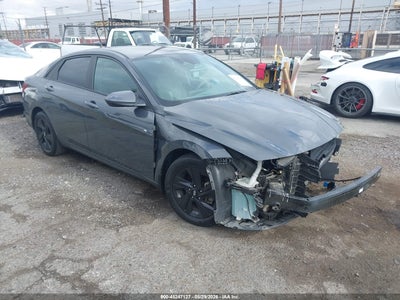 HYUNDAI ELANTRA 2023