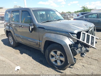 JEEP LIBERTY 2012