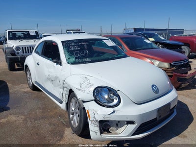 VOLKSWAGEN BEETLE 2017