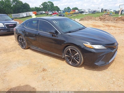 TOYOTA CAMRY 2018