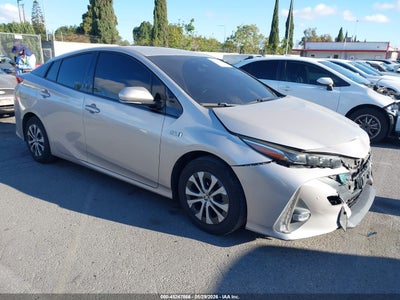 TOYOTA PRIUS PRIME 2019