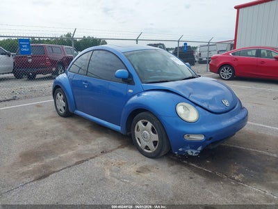 VOLKSWAGEN NEW BEETLE 2000