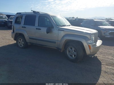 JEEP LIBERTY 2010
