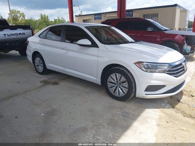VOLKSWAGEN JETTA 2019