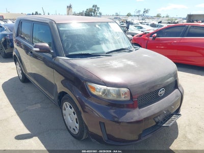 SCION XB 2010