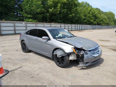 CHRYSLER 200 2014