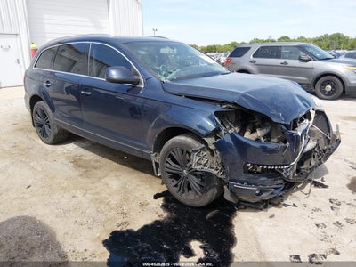 AUDI Q7 2015