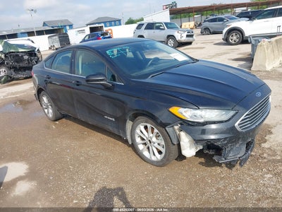 FORD FUSION HYBRID 2019