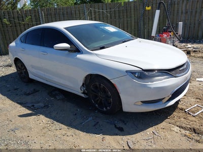 CHRYSLER 200 2015