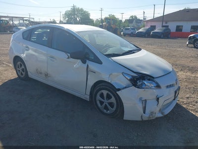 TOYOTA PRIUS 2015