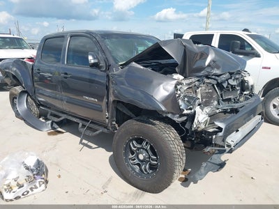 TOYOTA TACOMA 2015