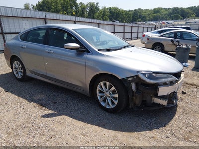 CHRYSLER 200 2015