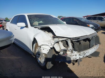 CHRYSLER 300 2019