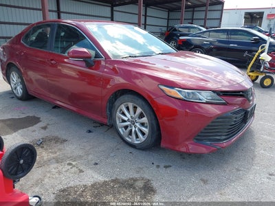 TOYOTA CAMRY 2018