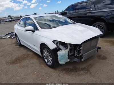 FORD FUSION HYBRID 2017
