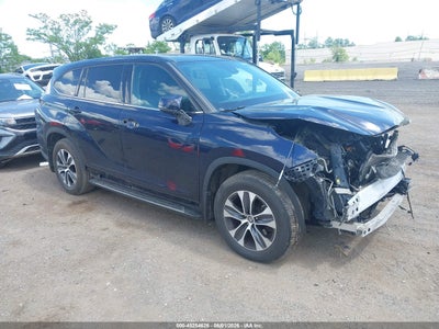 TOYOTA HIGHLANDER 2020