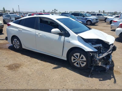 TOYOTA PRIUS PRIME 2021