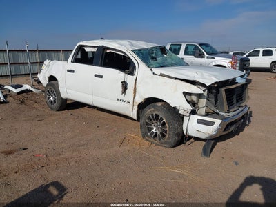 NISSAN TITAN 2022
