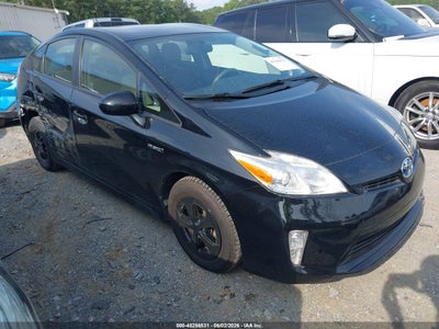 TOYOTA PRIUS 2015