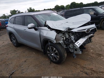 TOYOTA HIGHLANDER 2023