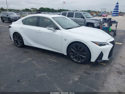 LEXUS IS 350 2021