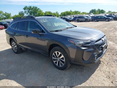 SUBARU OUTBACK 2025