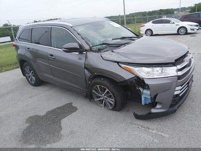 TOYOTA HIGHLANDER 2018