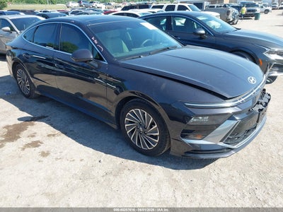 HYUNDAI SONATA HYBRID 2024