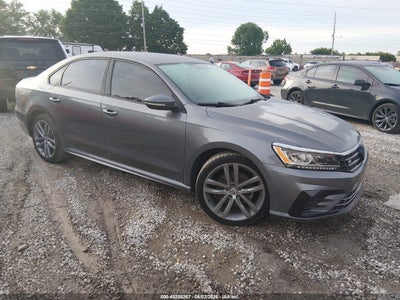 VOLKSWAGEN PASSAT 2018