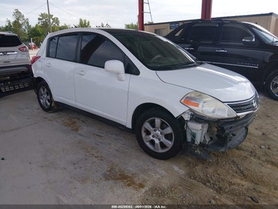 NISSAN VERSA 2010