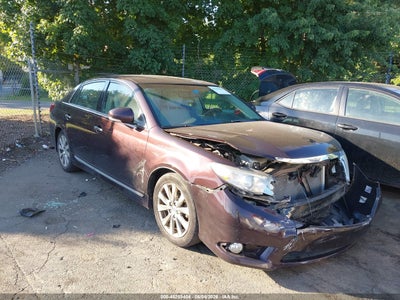 TOYOTA AVALON 2011