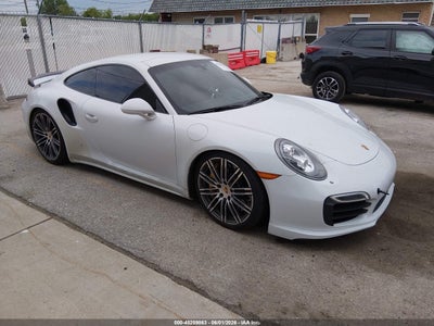 PORSCHE 911 2015