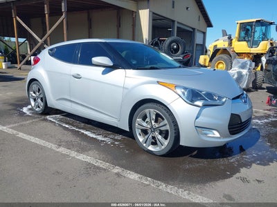 HYUNDAI VELOSTER 2012