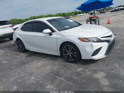 TOYOTA CAMRY 2018