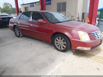 CADILLAC DTS 2010