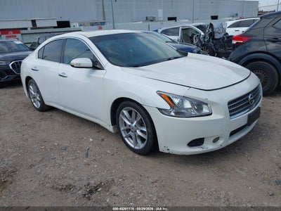 NISSAN MAXIMA 2011