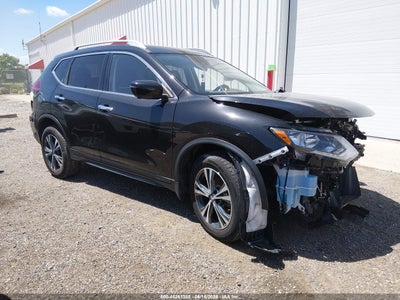 NISSAN ROGUE 2019
