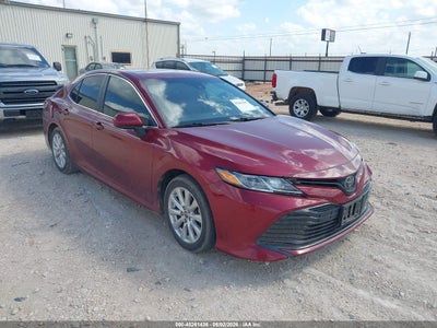 TOYOTA CAMRY 2020