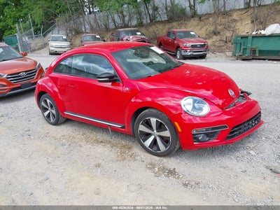 VOLKSWAGEN BEETLE 2014