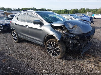 NISSAN ROGUE SPORT 2018