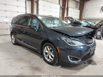 CHRYSLER PACIFICA 2019