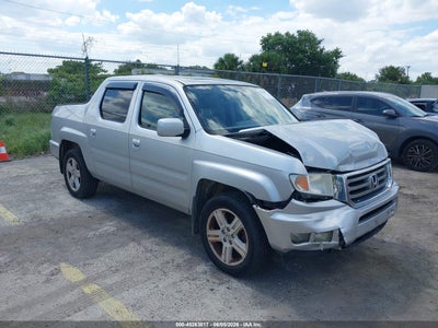 HONDA RIDGELINE 2013