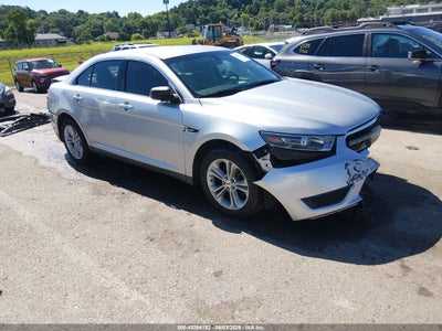 FORD TAURUS 2017