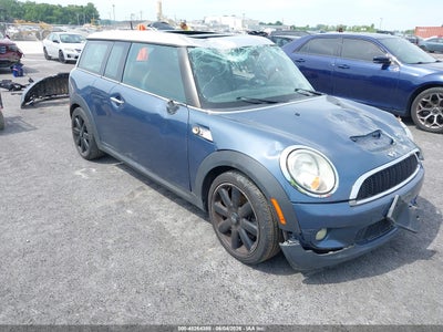 MINI COOPER S CLUBMAN 2010