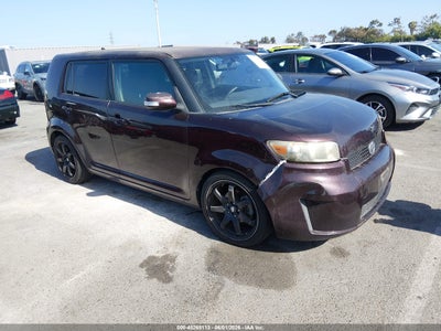 SCION XB 2010